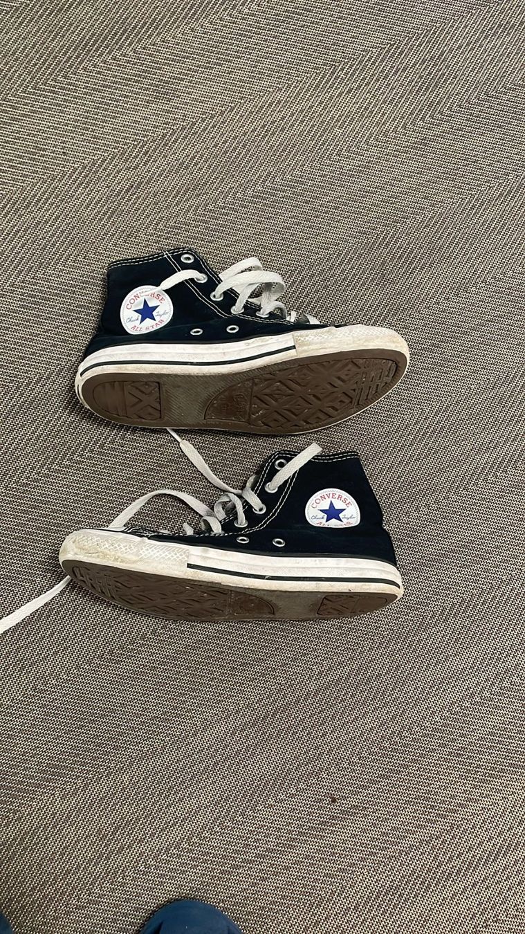Converse Scarpe da uomo: Converse All Star 33.5 – Usato da Ennetbaden venduto da rossy2312