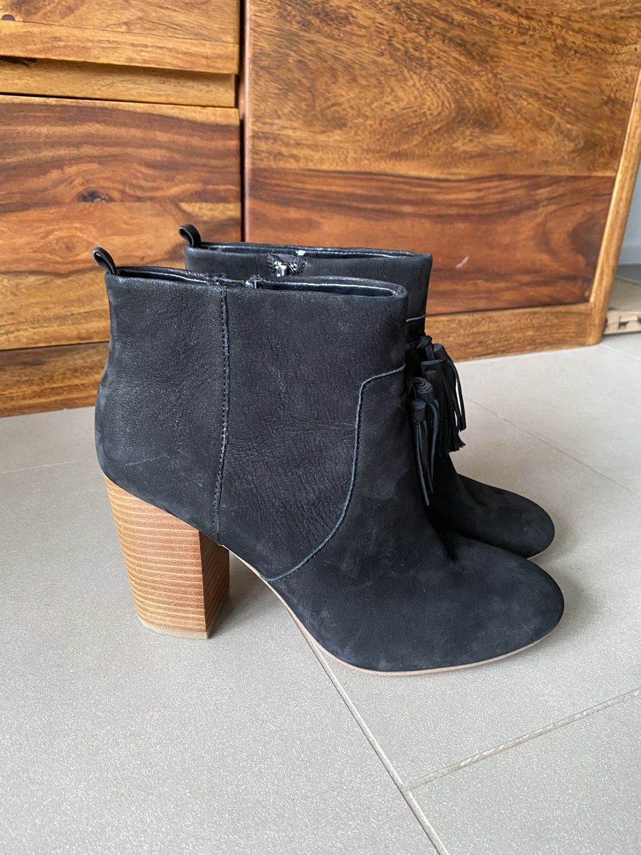 French Connection Scarpe da donna: French Connection Leder Damen Stiefeletten – Usato da Belp venduto da Zeyzey09