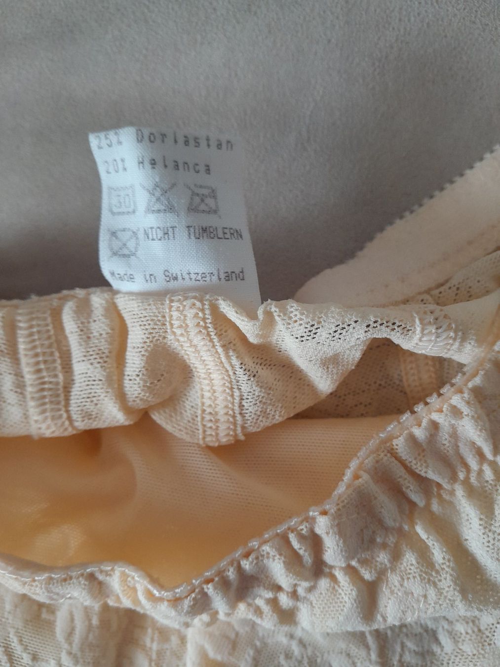 Pantaloni: Shaping Shorts - Miederhose beige – Usato da Zürich venduto da Sustainability 1