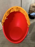 Ikea Ei-Hocker Farbe rot
