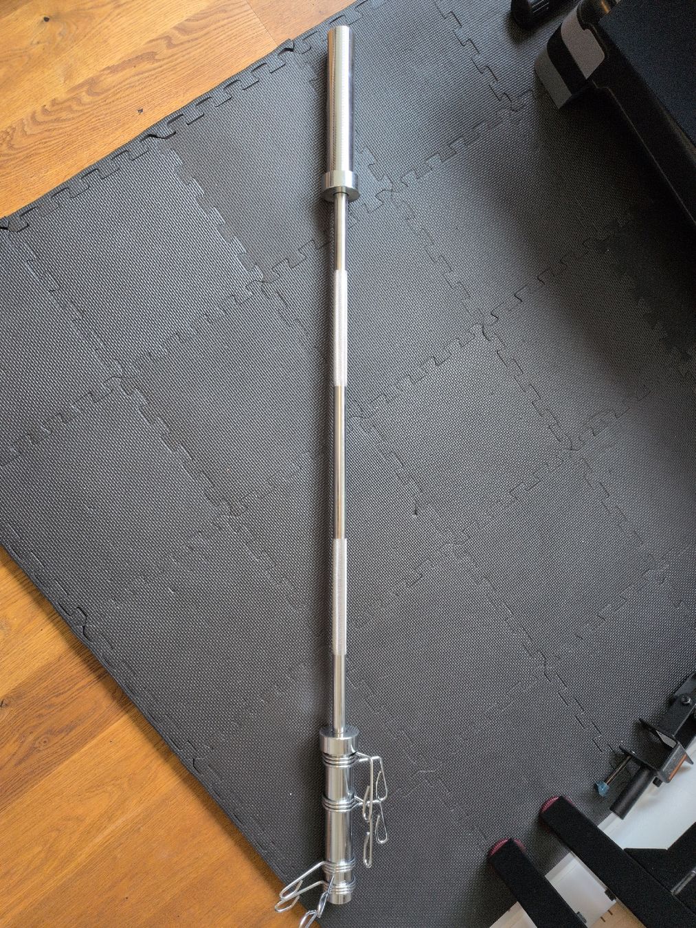 Manubri & Pesi: Dumbbell Bar 150cm for Olympic plates – Usato da Adliswil venduto da heiserhorn