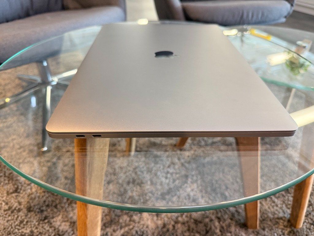 Apple Notebooks: Apple MacBook Pro "Core i7" 2.2 15" Touch/2018 – Gebraucht aus Kriegstetten von GrSheep 2