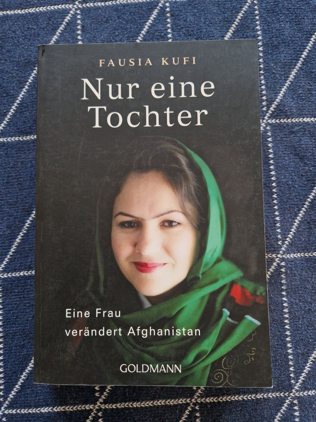 Libri: Nur eine Tochter - Fausia Kufi – Usato da MUEHLAU venduto da ibo_5c7d
