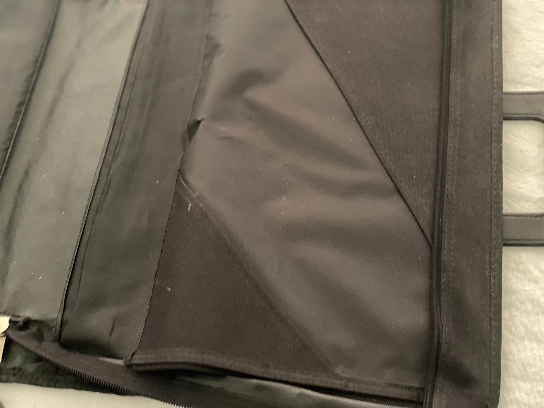 Koffer & Taschen: Aktentasche schwarz. ca 36x32x5cm – Gebraucht aus Allenwinden von Obalu 2