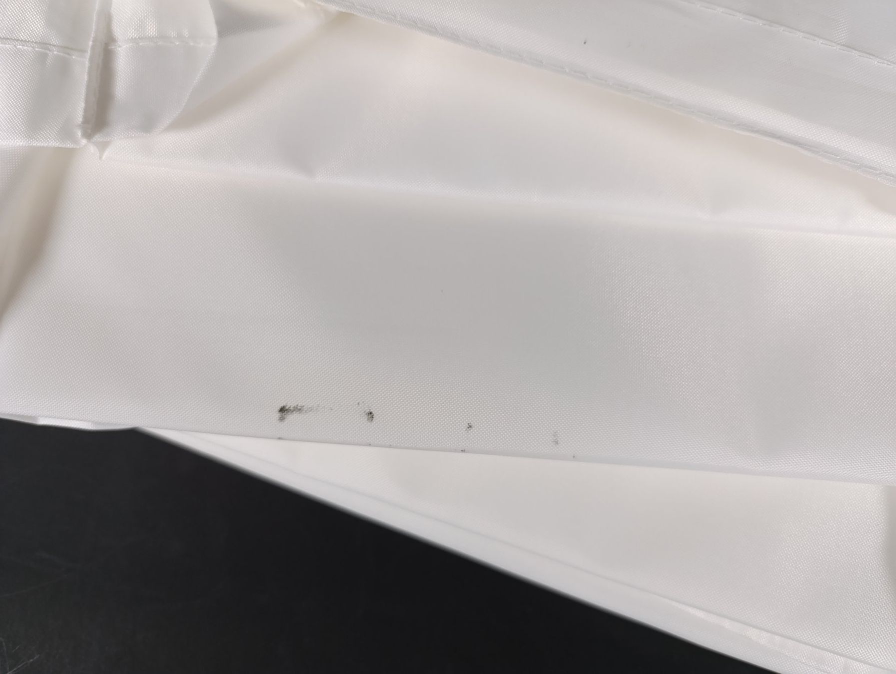 Scaffali: Rangement suspendu blanc à 5 compartiments – Usato da Thielle venduto da Plusvalue_Neuchatel 1