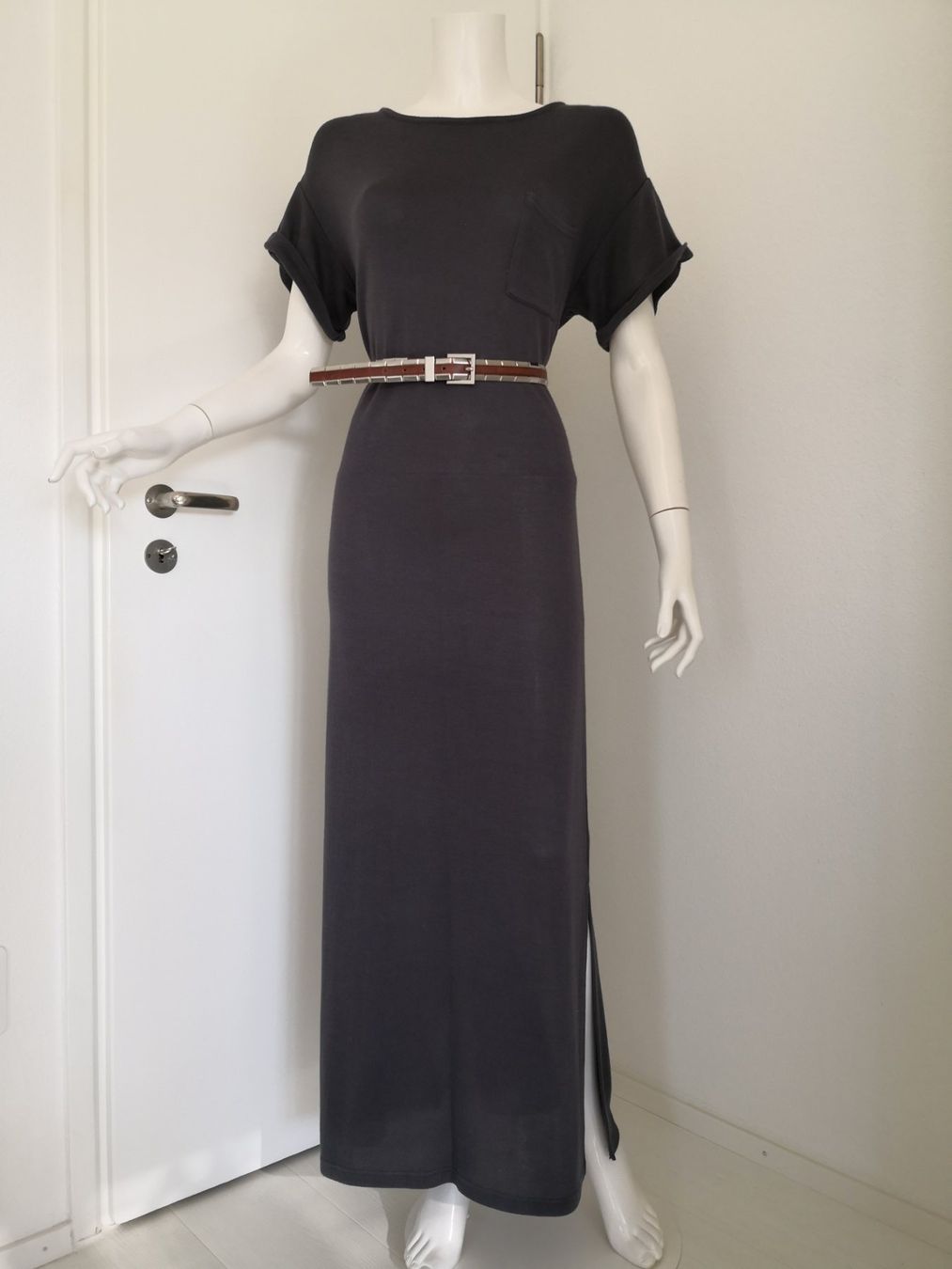 Beldona Vestiti: 🤩BELDONA MAXI-STRICK-KLEID GRAU – Usato da Olten venduto da Naja-Twins-Twins 4