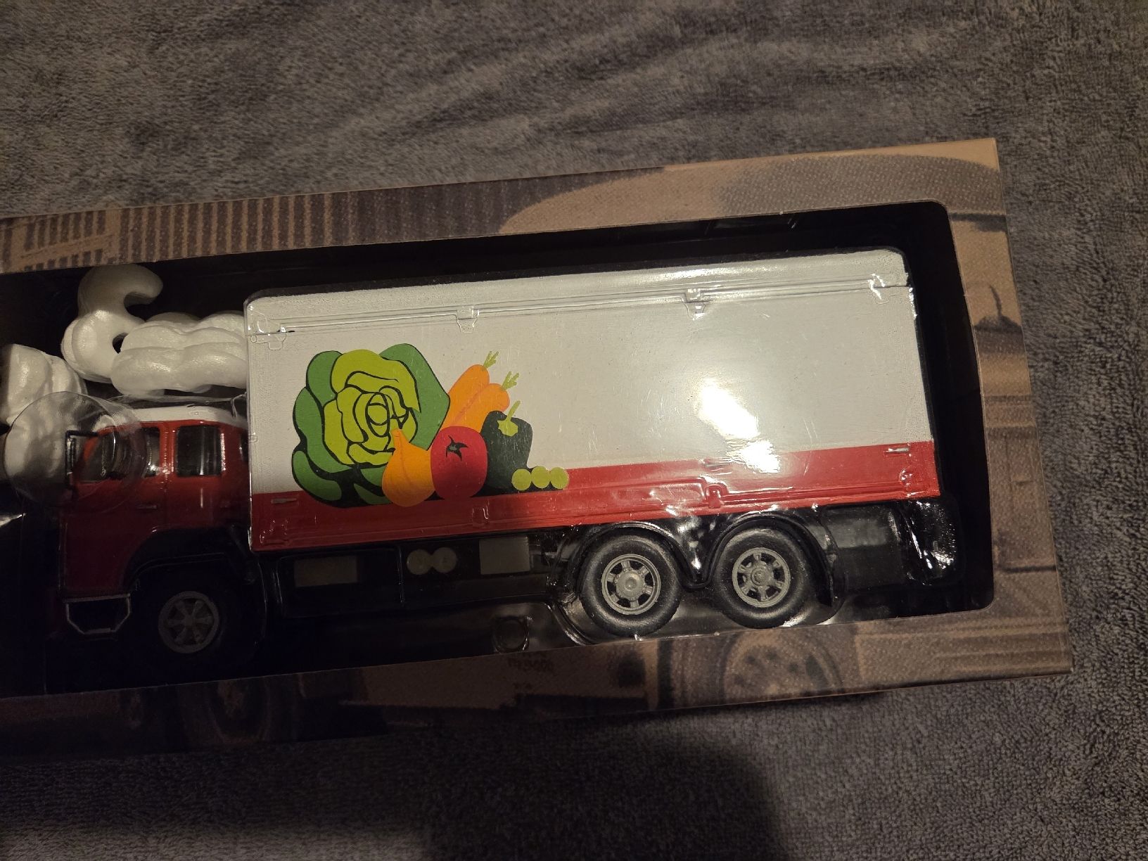 Kit di modellismo & Modellini statici: 1/43 camion SAURER COOP – Nuovo e nell'imballaggio originale da Lausanne venduto da Affichart 3