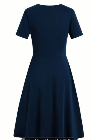 Marineblaues Etui kleid