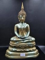 Thai Bronze Budda auf Sockel Unterseite mit Stein