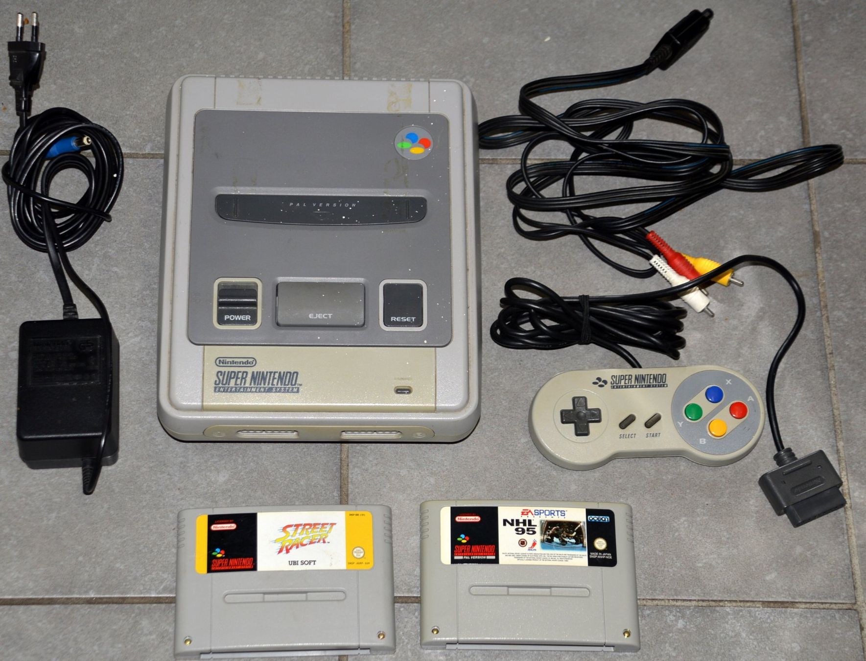 Nintendo Console: Nintendo Snes – Usato da Collonges venduto da arashee