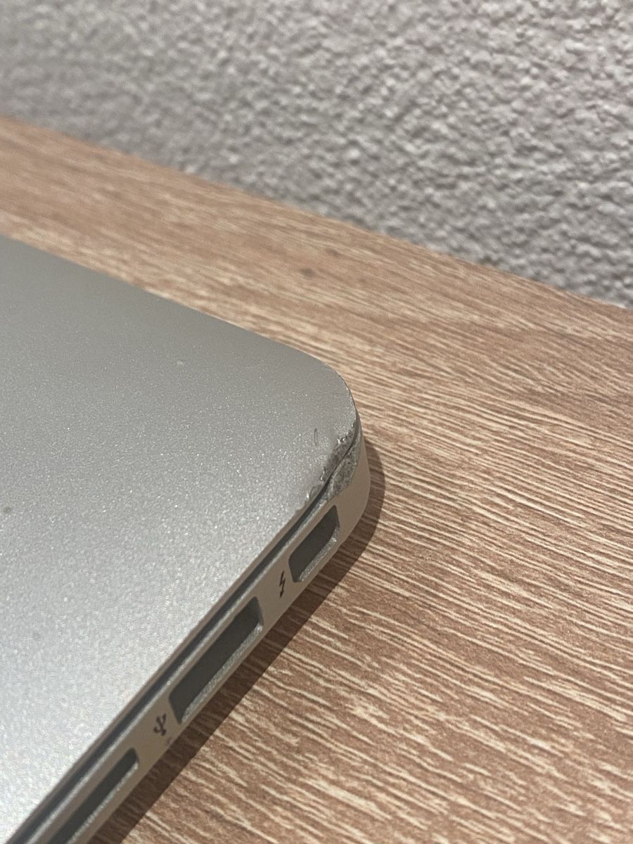 Apple Notebook: Macbook Air Catalina – Usato da Thun venduto da sunny_667 1