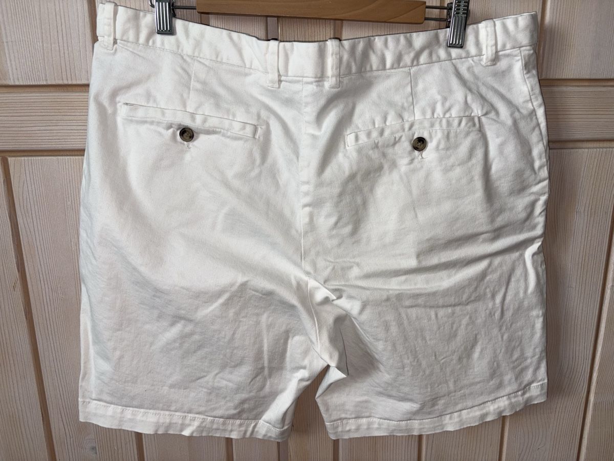 H&M Pantaloni: Herren Shorts, weiss, Gr 36 – Usato da Thun venduto da tulpentau 1