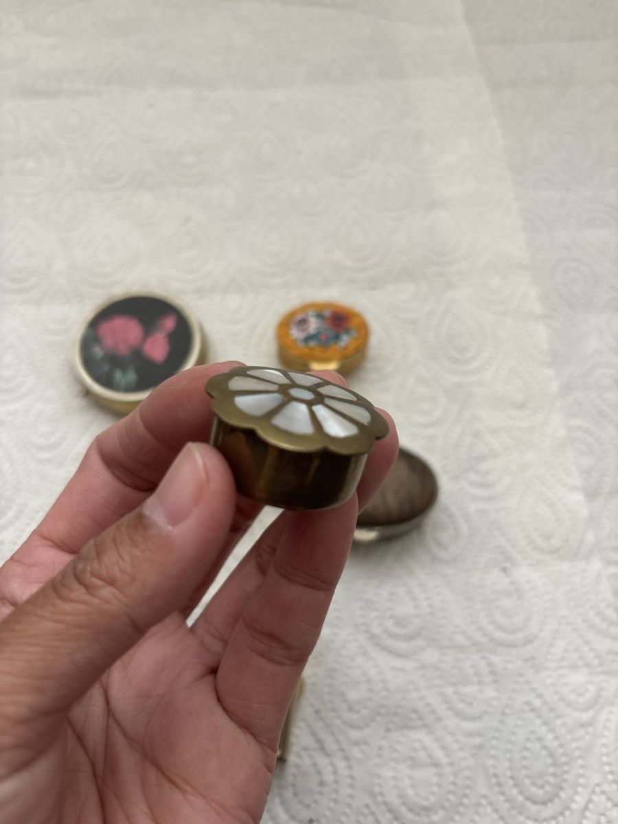 Altri gioielli: Vintage Pill case – Usato da Confignon venduto da Second_Hand_Ch 3