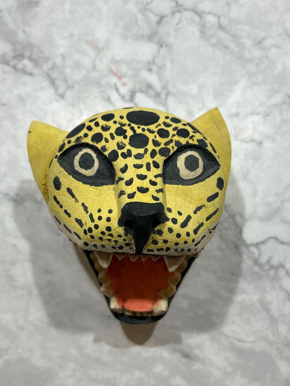 Skulpturen & Statuen: Holzfigur Leopard Kopf geschnitzt handbemalt bemalt – Gebraucht aus Basel von toy_t8bb