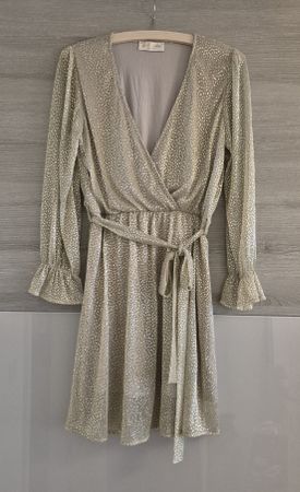 Robe dorée de la marque "Les Pipelettes"