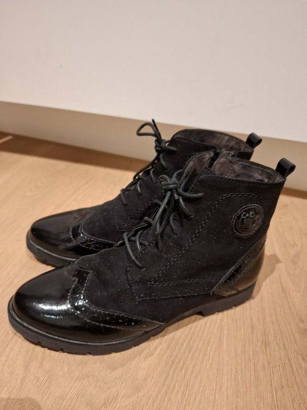 Scarpe da donna: Stifeletten – Usato da Wiesendangen venduto da Lava4