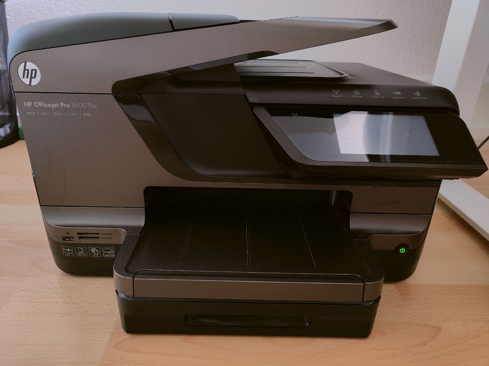 Hewlett Packard Stampanti: HP Officejet Pro 8600 Plus inkl. Patronen – Usato da Malters venduto da leif 3