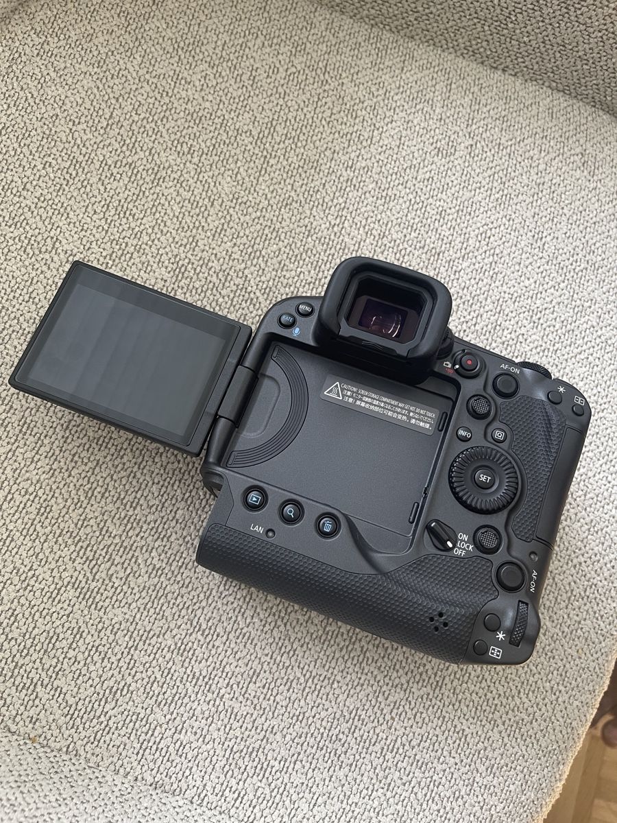 Canon Kamera: Canon R3  – Neu (gemäss Beschreibung) aus Wil SG von Tironmel 1
