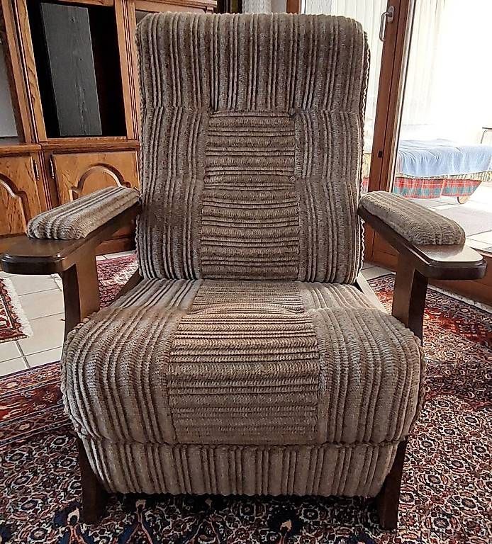 Sofas: Polstergarnitur mit Salontisch Eiche massiv – Gebraucht aus Pfäffikon ZH von pch_p6w5 2
