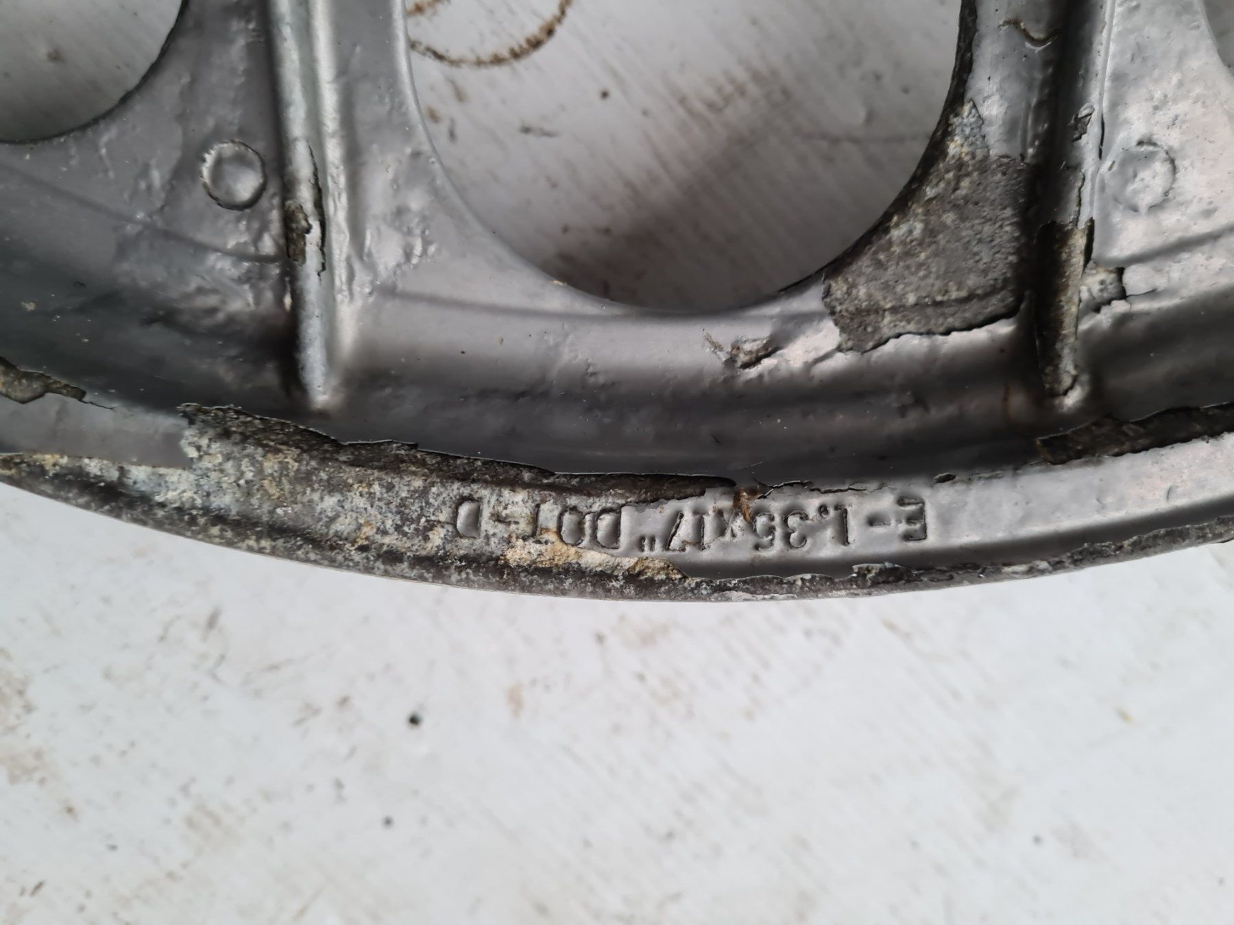Puch Ciclomotori: Vorderrad 17" Grimeca Puch/Sachs – Usato da frümsen venduto da Sailem 1
