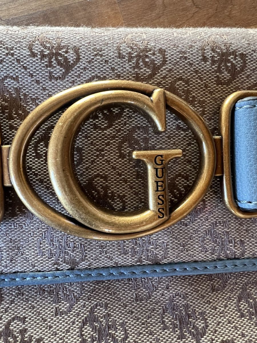 Guess Taschen für Damen: Sac Guess – Neu (gemäss Beschreibung) aus savièse von karukeragwada