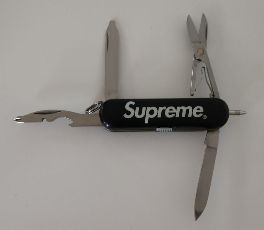 Supreme swiss hot sale army knife