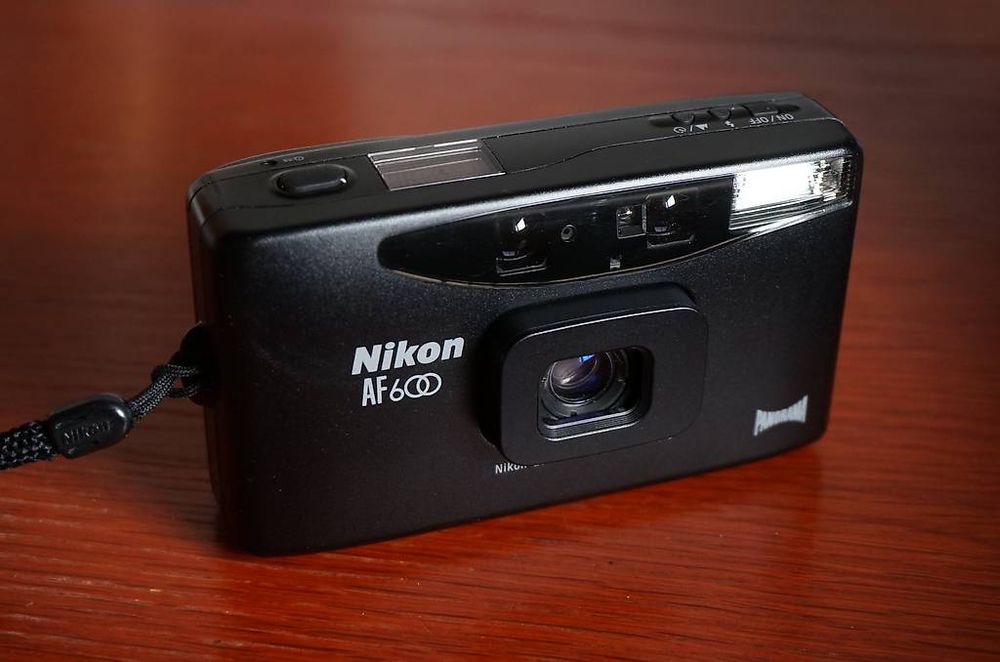 【じん】Nikon AF600 QD 28mm F3.5 Macro Nikon AF600 – SHOWA