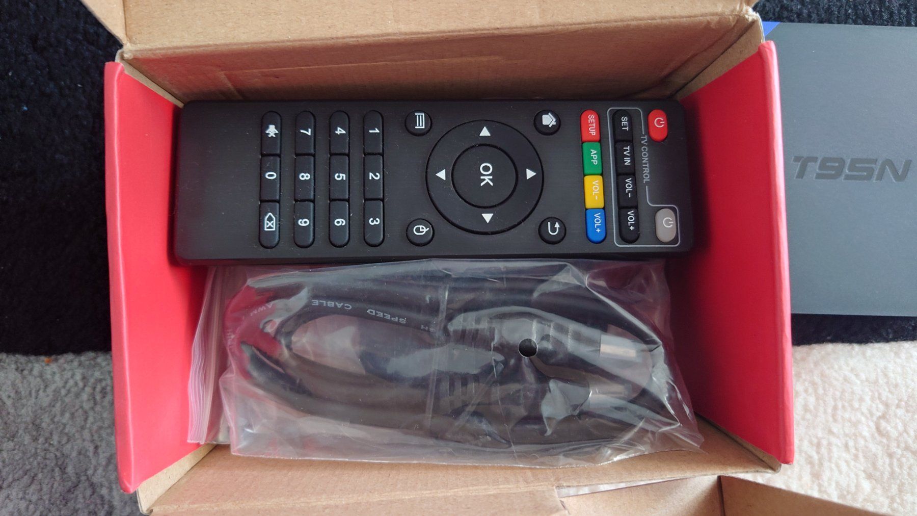Lettore multimediale & Streamer: Mini box TV 4K – Nuovo e nell'imballaggio originale da Cugy VD venduto da Twinsen93 4