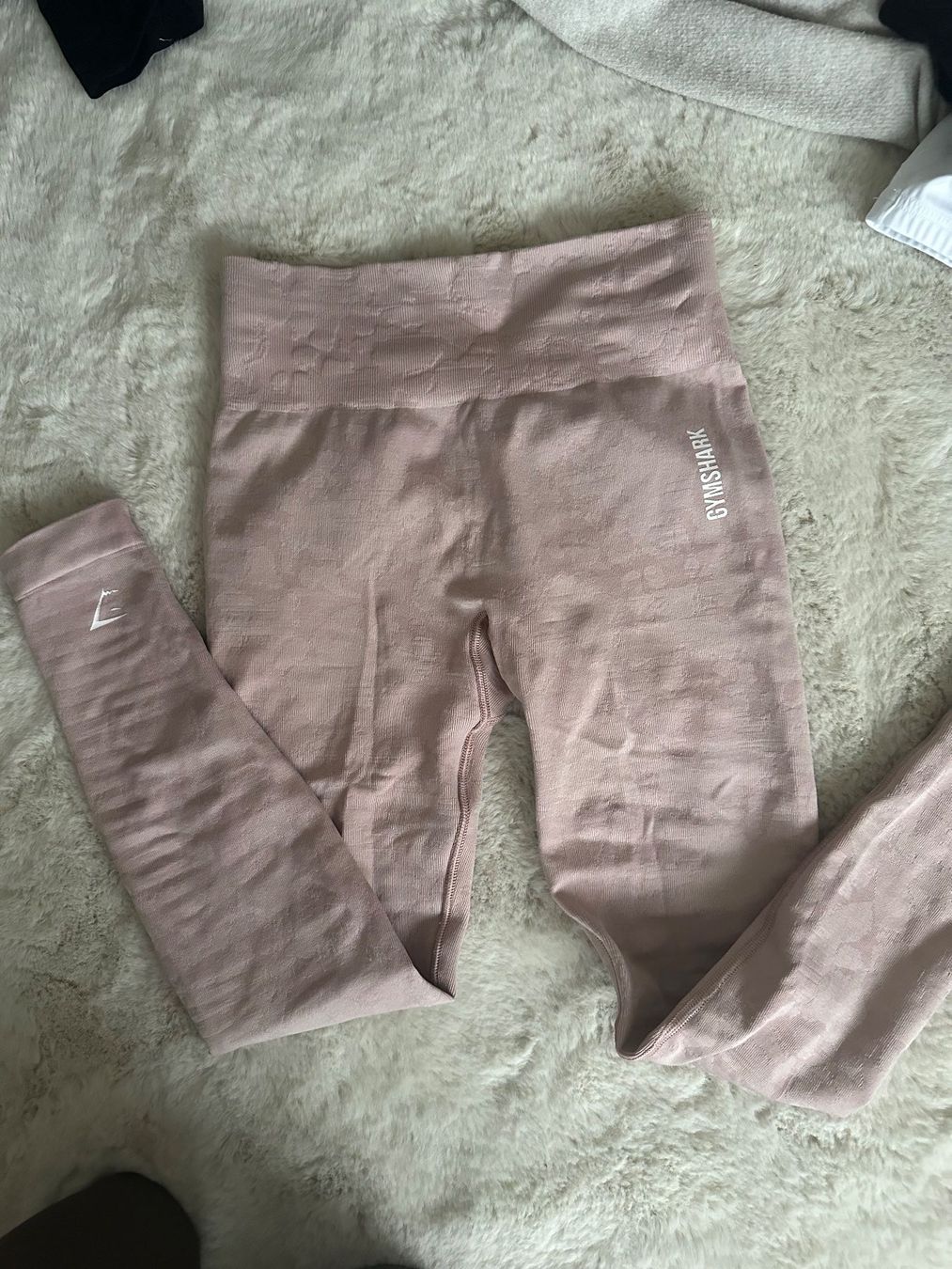 Zara Leggings: Gymshark leggings rosa – Nuovo (secondo la descrizione) da Konolfingen venduto da gle_nbf9 2