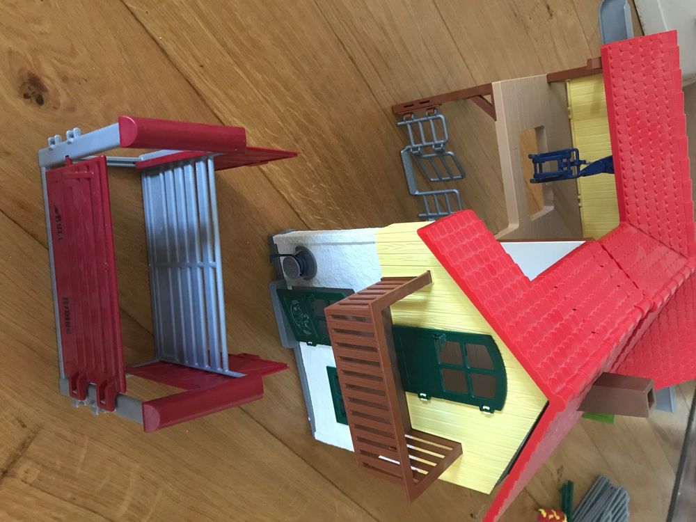  Foto zu Schleich Bauernhof mit Tieren 