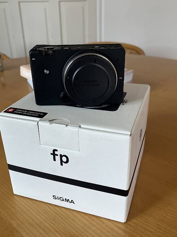 Sigma Fotocamera: Sigma fp Vollformat L Mount Kamera – Usato da Zürich venduto da Saschakraemer
