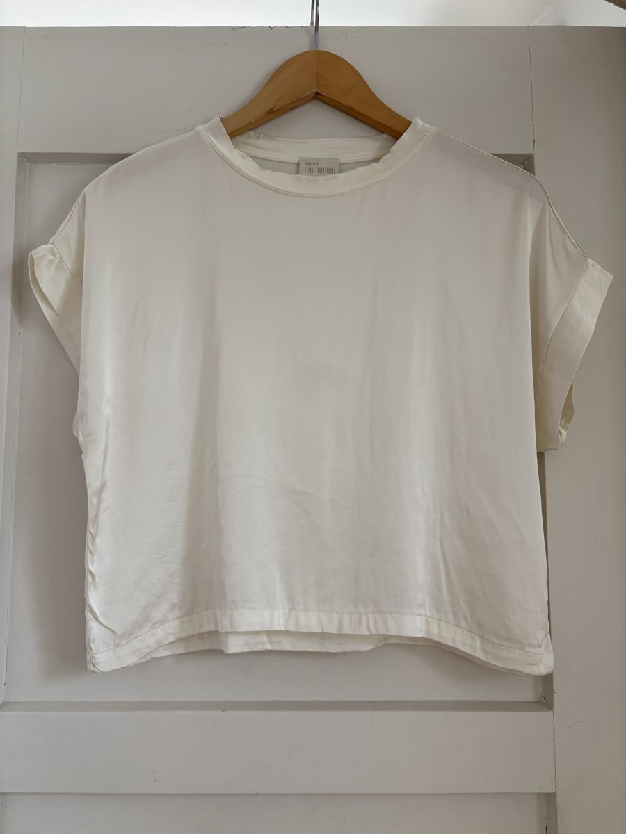 T-shirt: Shirt in off-white – Usato da Zürich venduto da Altnic 2