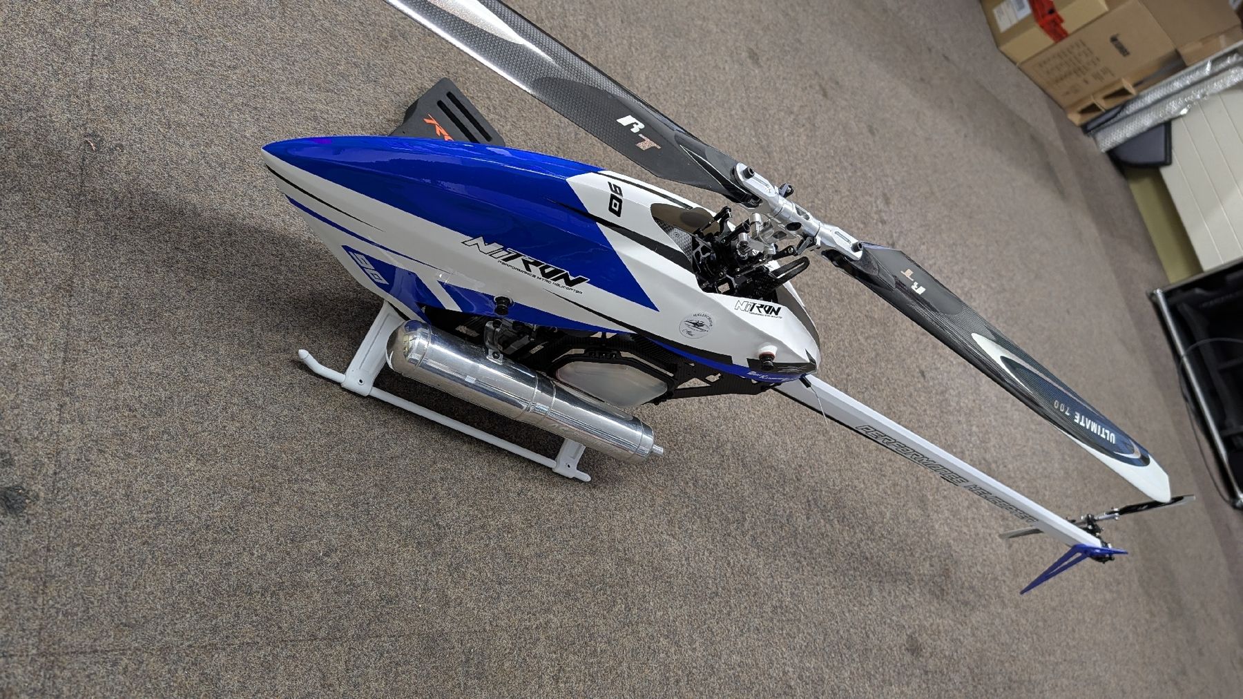 RC Kits de montage: Tron 700 Nitro BK Edition  – D'occasion à Langenthal par Modellflugzentrum 1