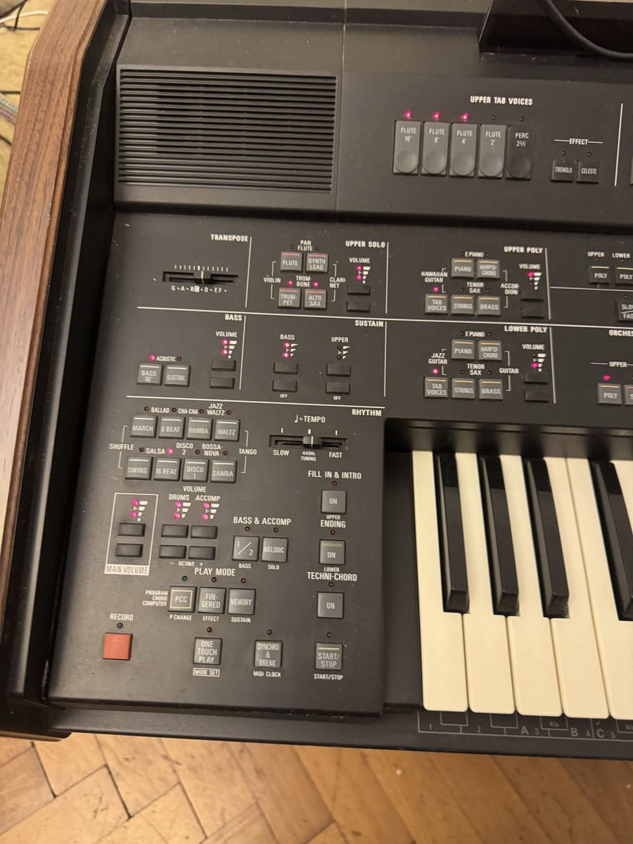 Technics Musikinstrumente: Technics Orgel ab 1 Fr – Gebraucht aus Pfeffingen von Twoa 2