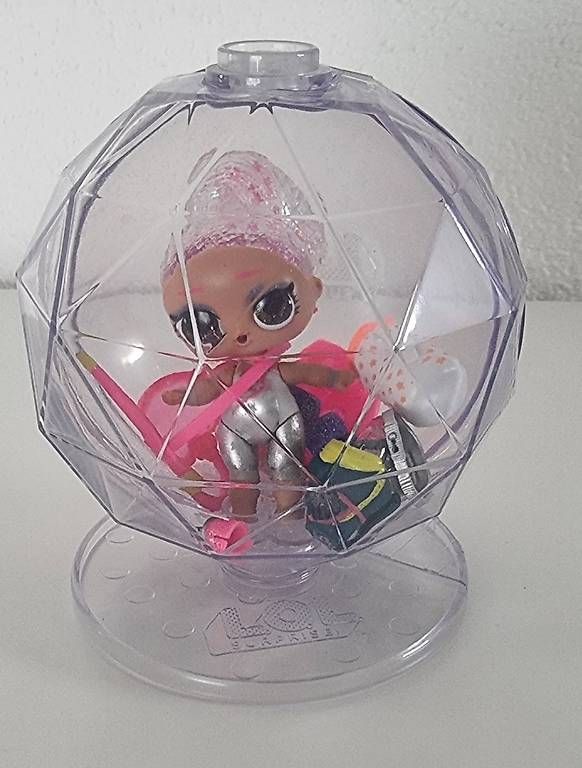 Giocattoli: L.O.L. Surprise Glitter Globe Figure 8 – Usato da Erlinsbach SO venduto da Fluegepilzli 1