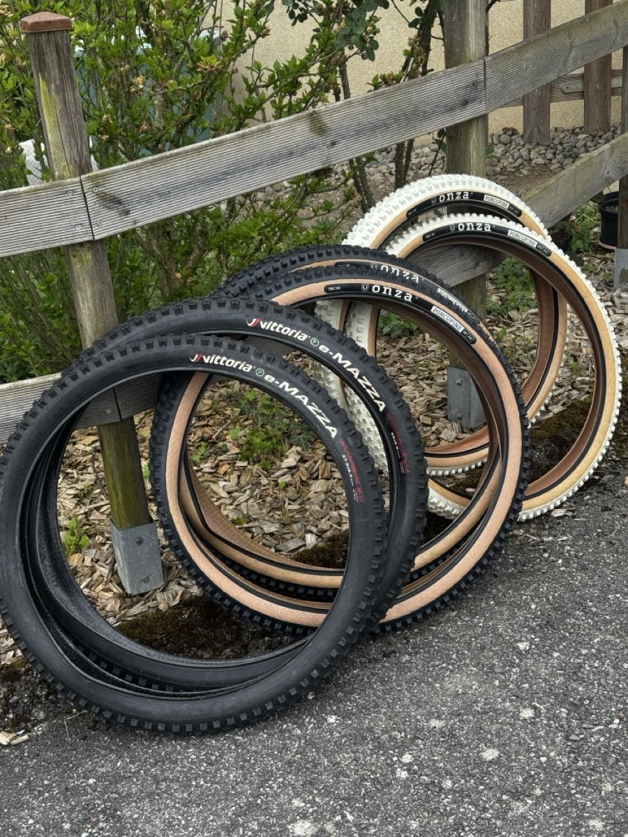 Pezzi di ricambio: Pneus VTT Vittoria e-Mazza et Onza – Usato da Granges-marnand venduto da Julien.f