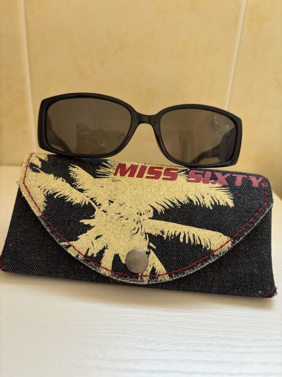 Miss Sixty Occhiali & Lenti: Miss Sixty: occhiali da sole – Nuovo (secondo la descrizione) da Losone venduto da Tilly-nb7t 2
