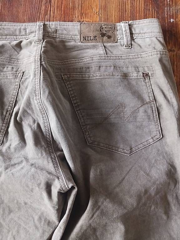 Nile Pantaloni: Hose von Nile L – Usato da Riedholz venduto da bri_fr7s 4