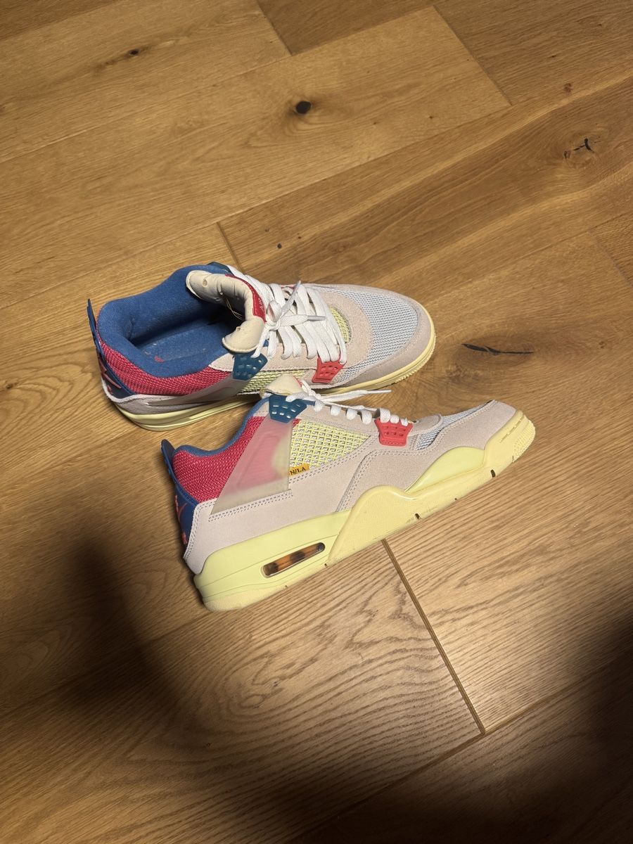 Scarpe da uomo: Jordan 4 – Nuovo (secondo la descrizione) da Uetikon am See venduto da Dariusstasys
