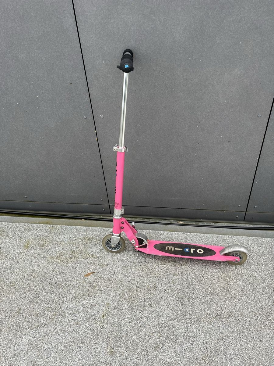 Micro Veicoli per bambini: Micro Sprite, Kindertretroller, pink, guter Zustand – Usato da Salenstein venduto da kar_qx2p