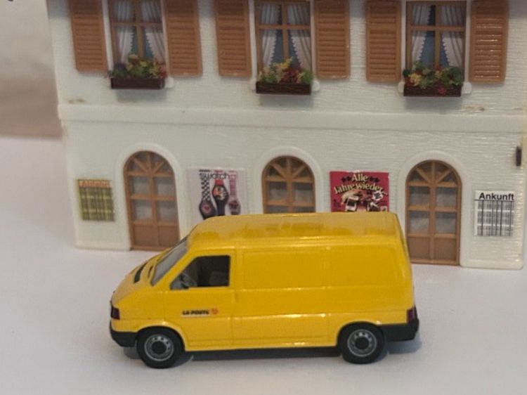Herpa Modellautos: Herpa VW Caravelle Die Post – Gebraucht aus Goldach von Manyro55