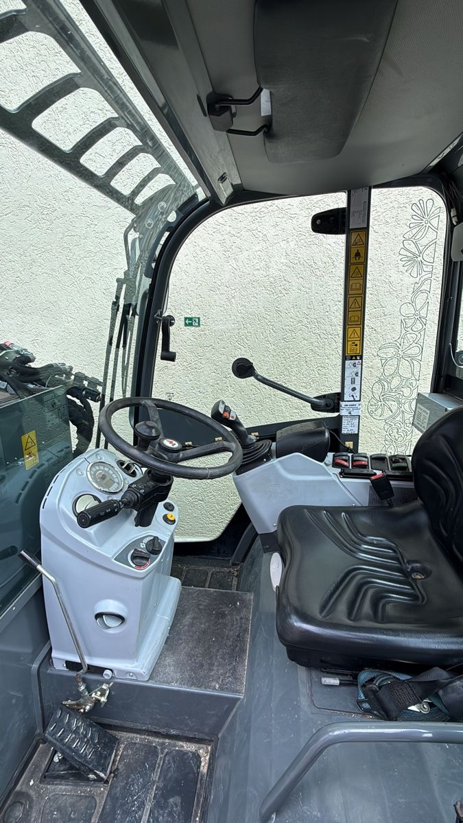 Kramer Caricatori: Kramer Allrad Radlader Pneulader  – Usato da Ebnat-Kappel venduto da Suizo1291 1