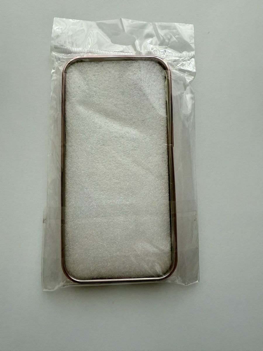 Apple Cover & Protezioni schermo: Hülle iPhone 16 Pro – Nuovo e nell'imballaggio originale da Zürich venduto da Nika017 1