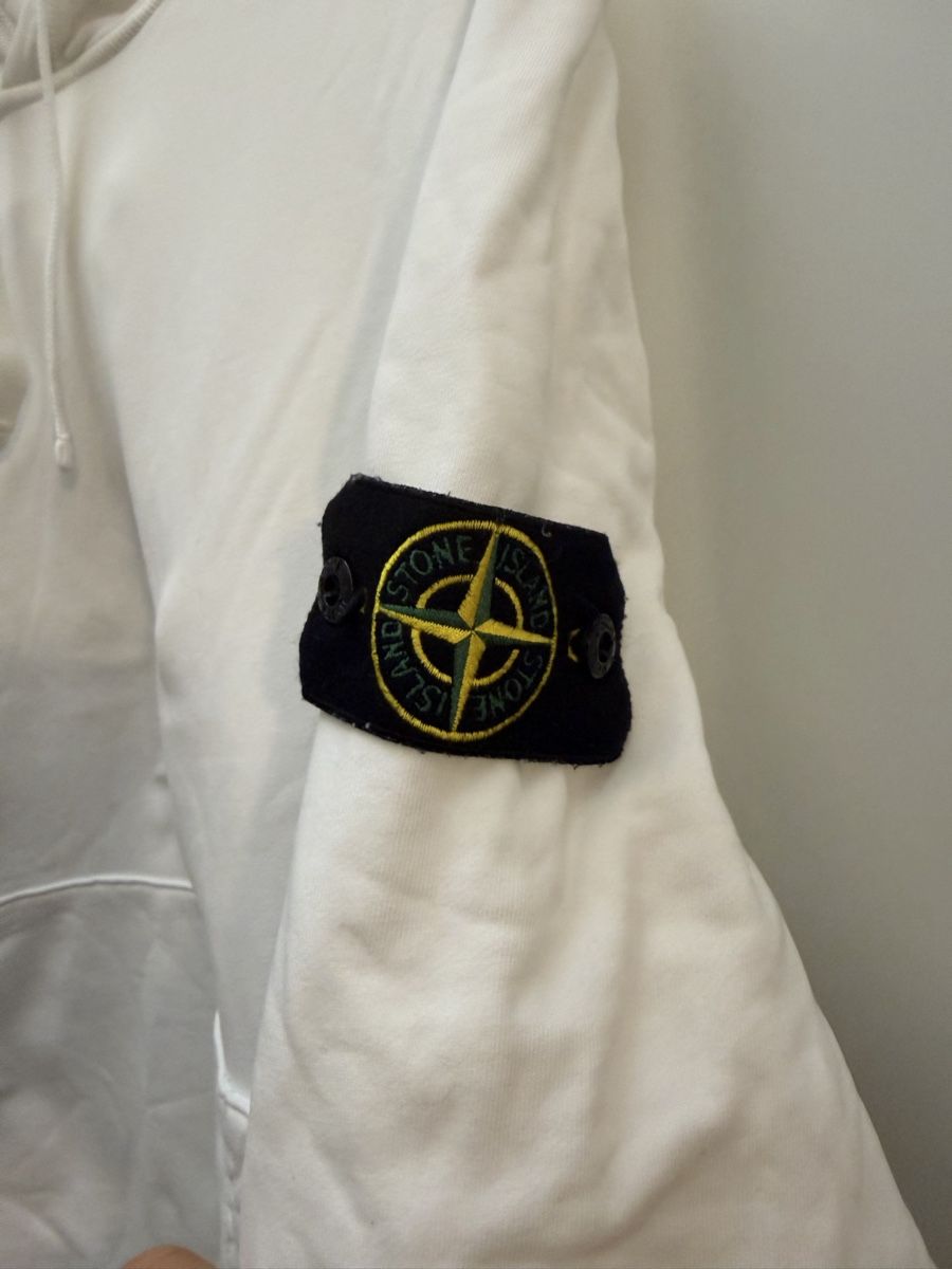 Stone Island Maglioni & Felpe: Stone Island Hoodie Weiss – Usato da Meggen venduto da strawberryfield 1