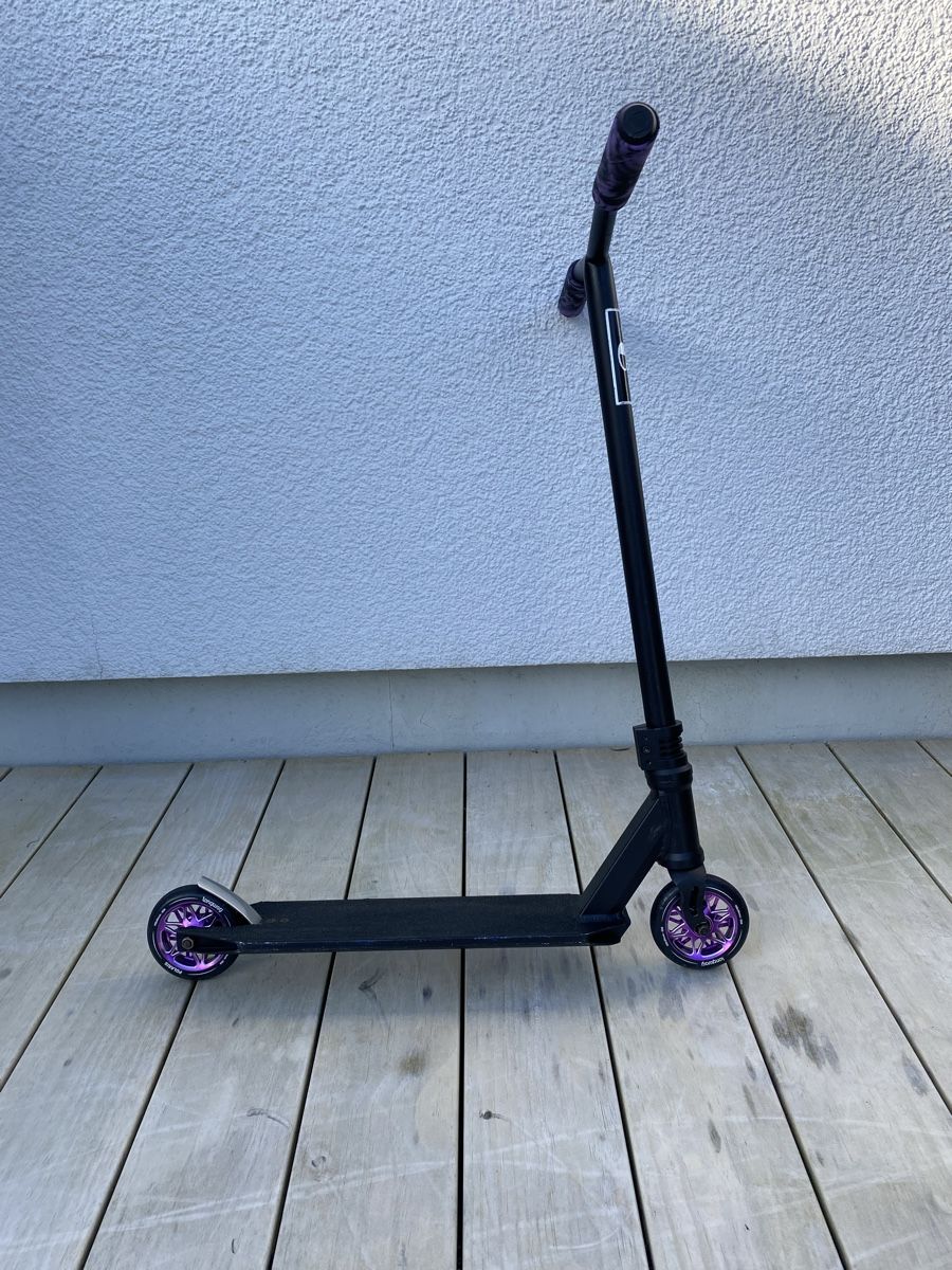 Skateboards: Freestyle Trittroller – Usato da Burgdorf venduto da jar_2ct5