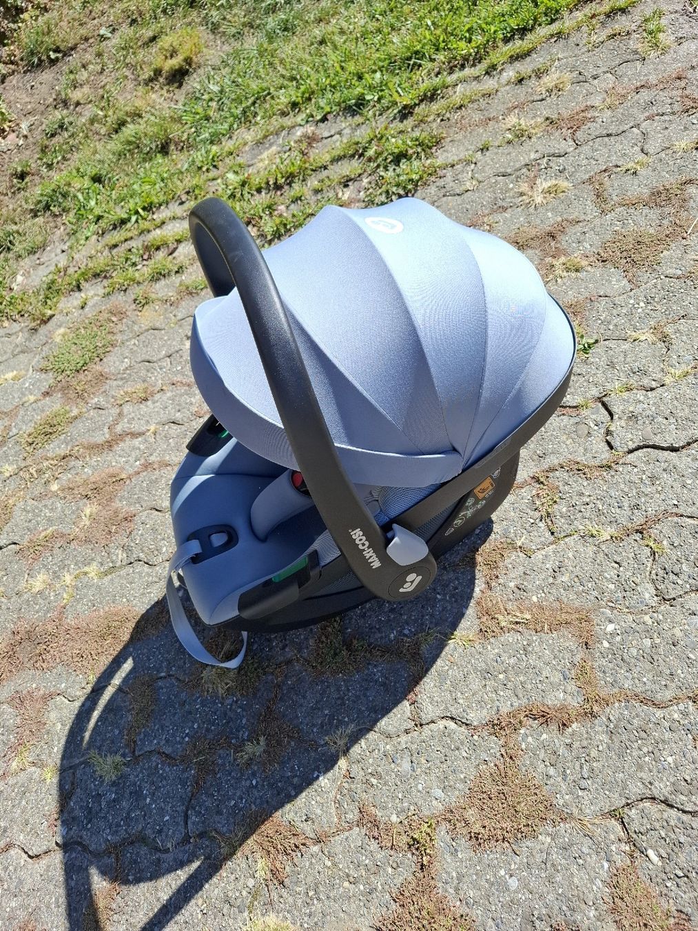Maxi-Cosi Auto-Kindersitze: Max Cosi Pebble 360 Grau – Gebraucht aus Bowil von Yfazer 5