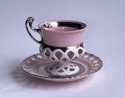Luxuriöser Vintage Rosa Porzellan Tasse & Untertasse H&C