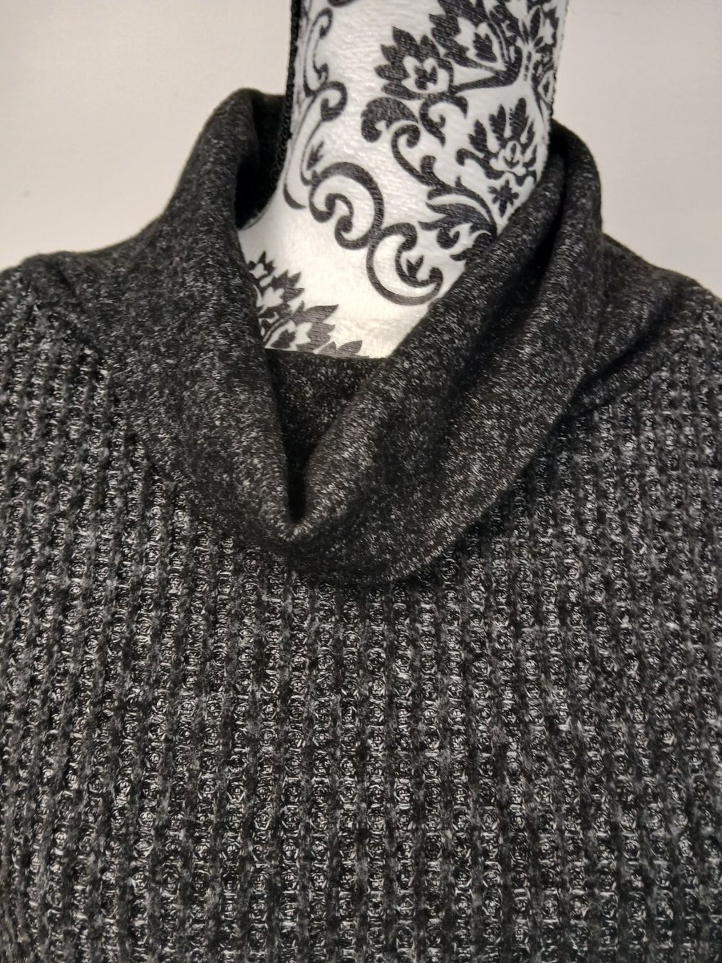 Maglioni & Felpe: Kuscheliger Damen Rollkragenpullover Gr. M – Nuovo e nell'imballaggio originale da Glattbrugg venduto da fin_66d8 1