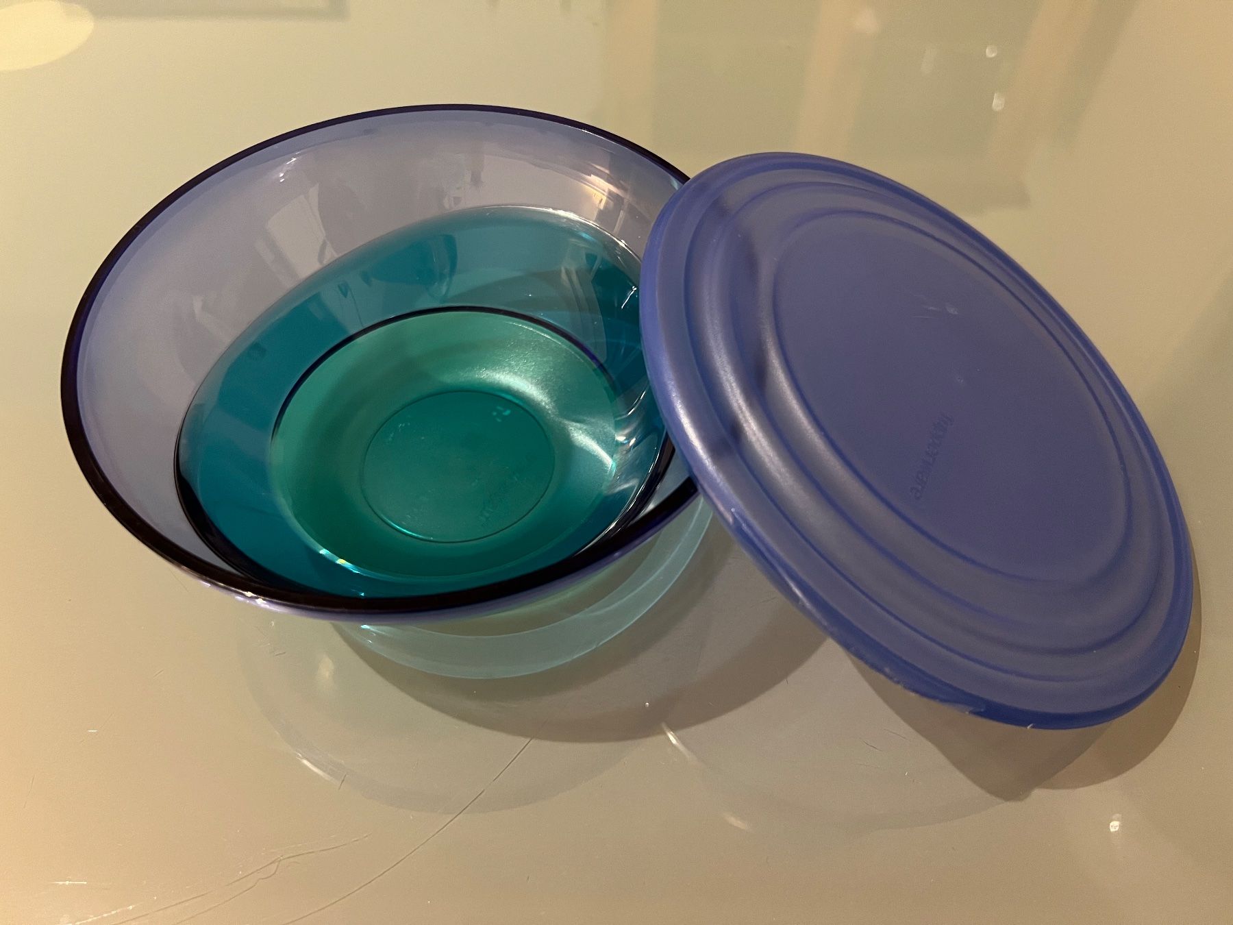 Ciotole: Tupperware Eleganzia Servierschale 600ml – Usato da Petit Lancy venduto da SunnyGVA