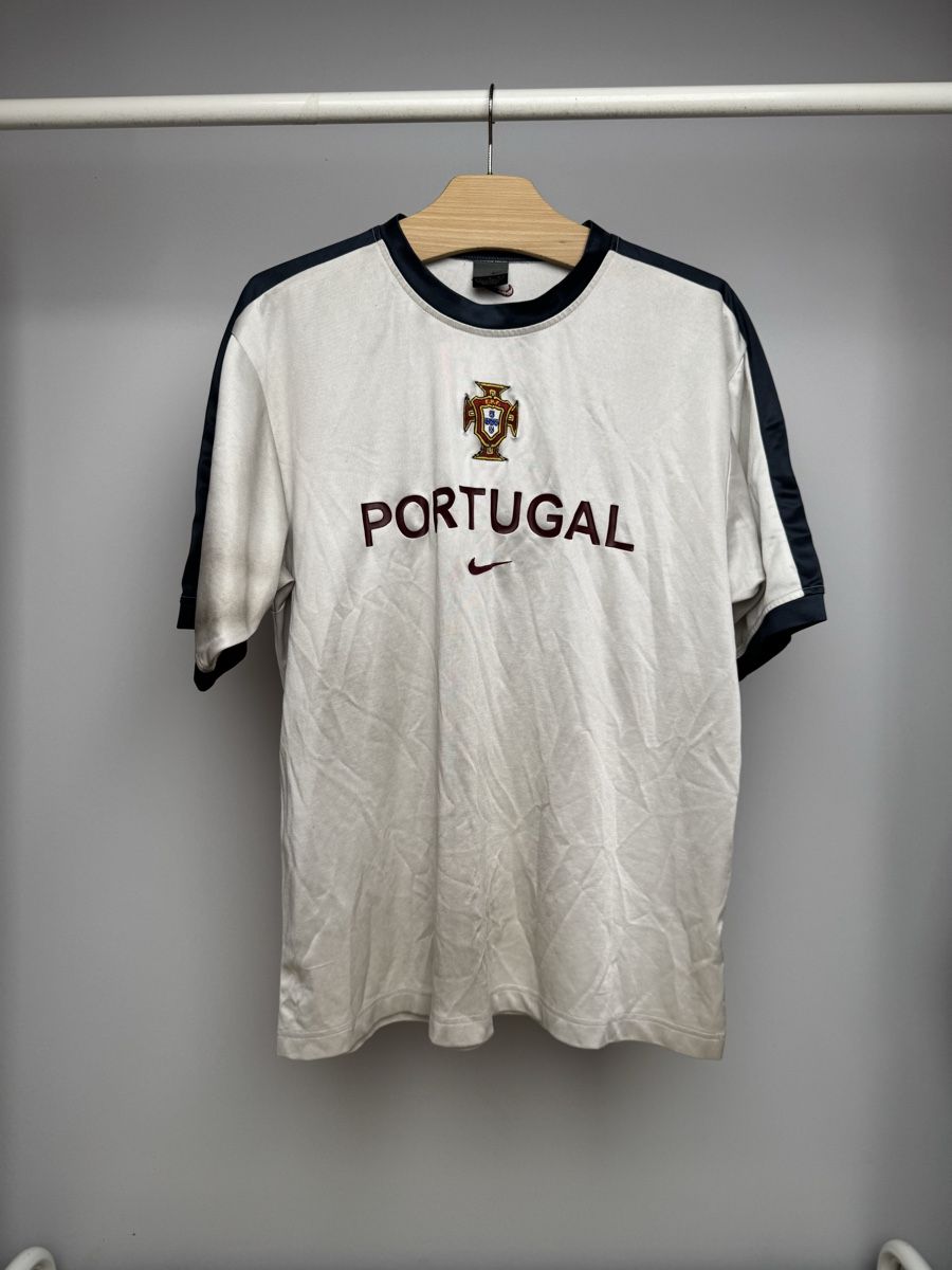 Nike Canottiere & Pantaloni: Portugal 02/04 training shirt – Nuovo (secondo la descrizione) da Baden venduto da Timelessthreads